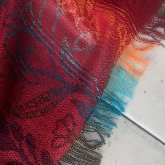 Scarf, Shawl or Pashmina - Picture 9 of 13